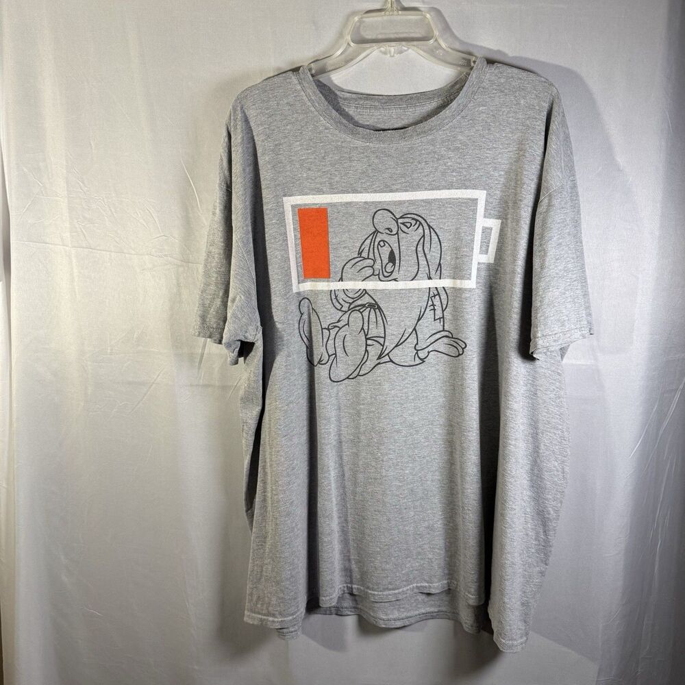 Disney Shirt Men's XXL Gray Sleepy Dwarf Low Battery Graphic Snow White